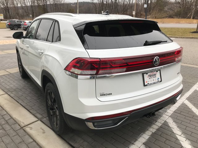 New 2026 Opal White Pearl Volkswagen 2.0T SE w/Technology image 6