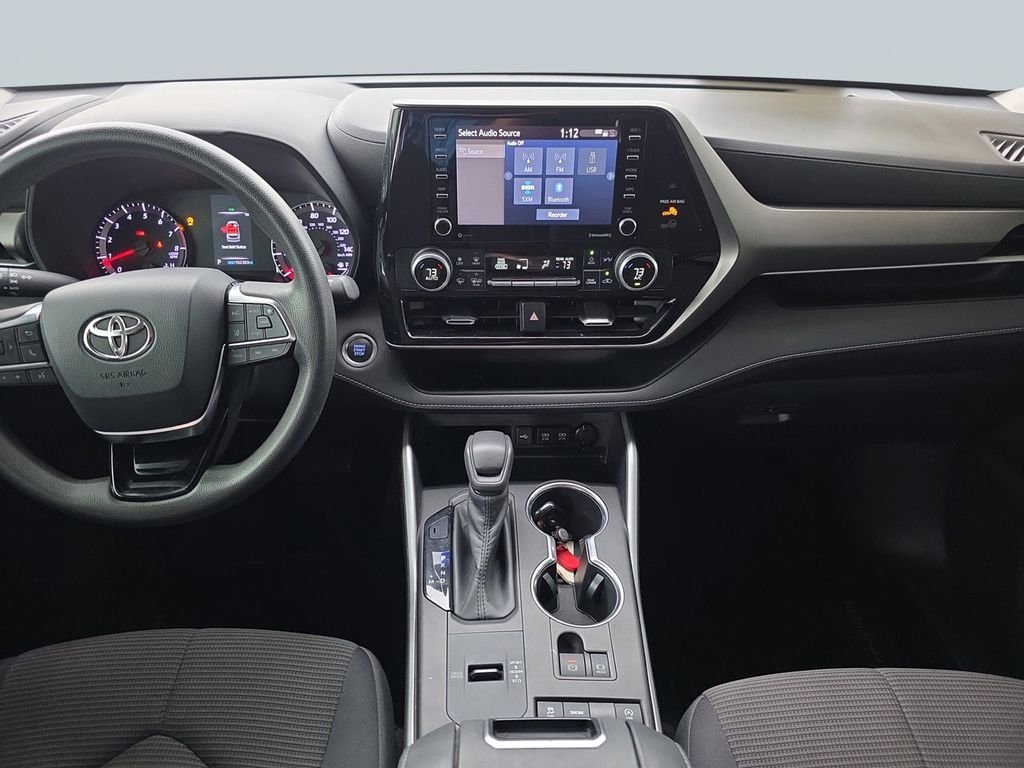 2020 Toyota Highlander L - Photo 15