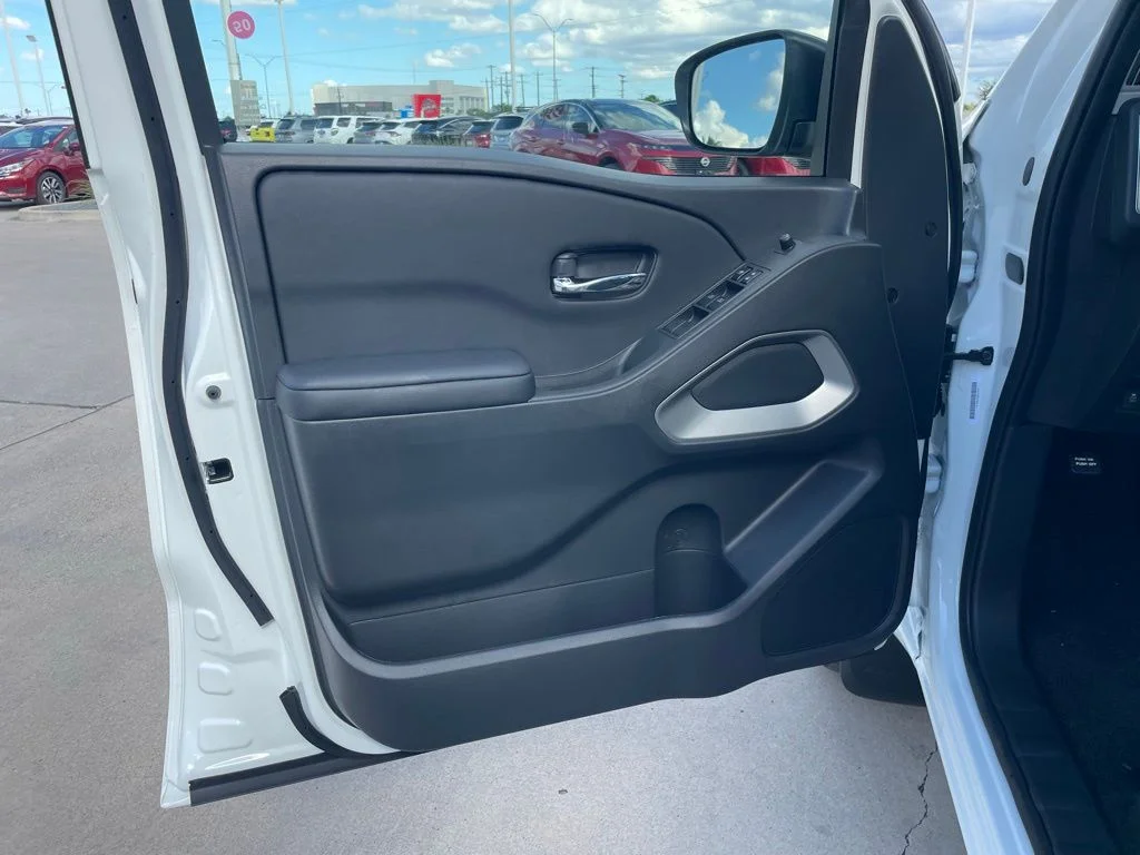 2026 Nissan Frontier SV - Photo 14