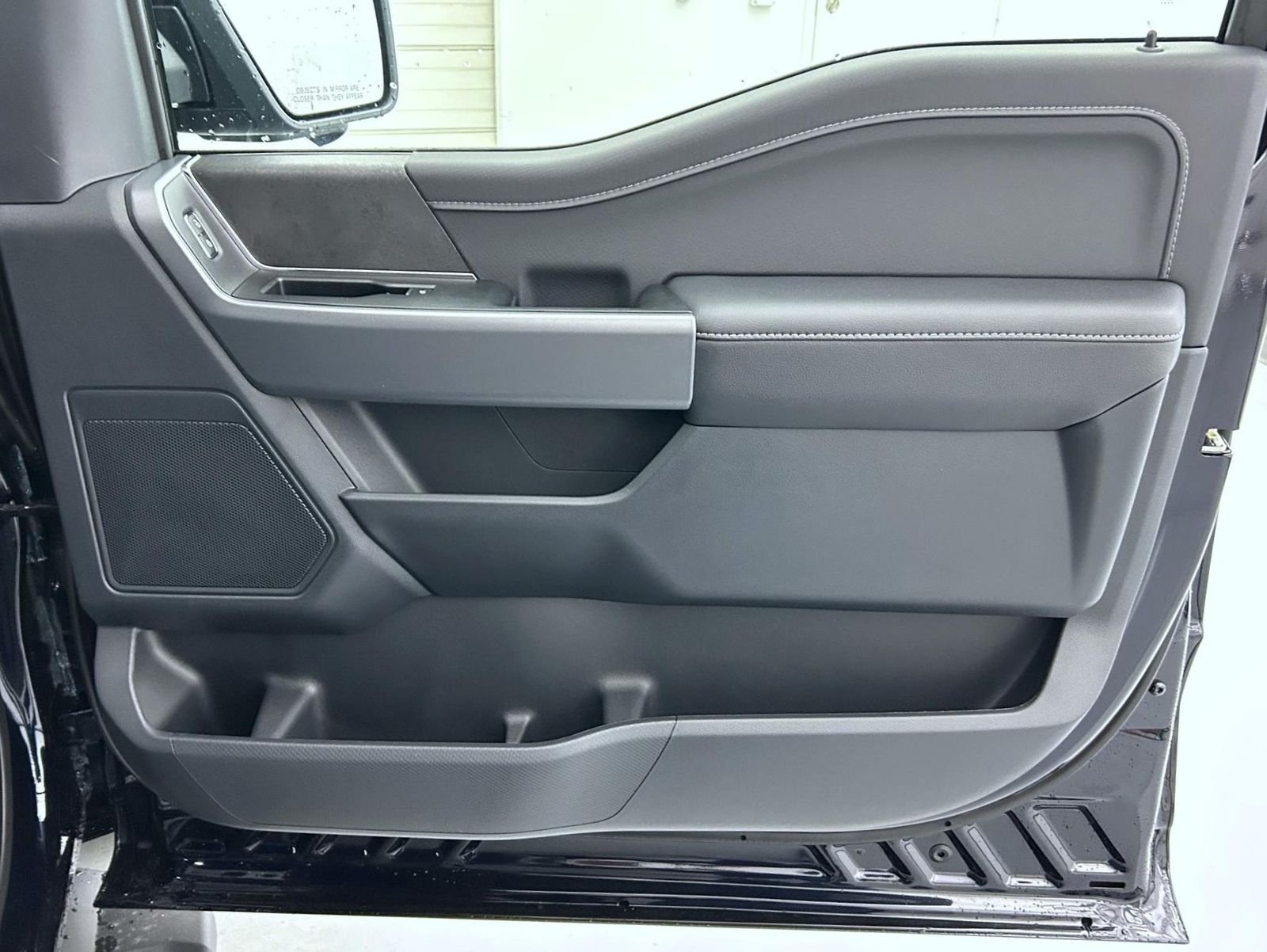 New 2026 Antimatter Blue Metallic Ford XLT image 16