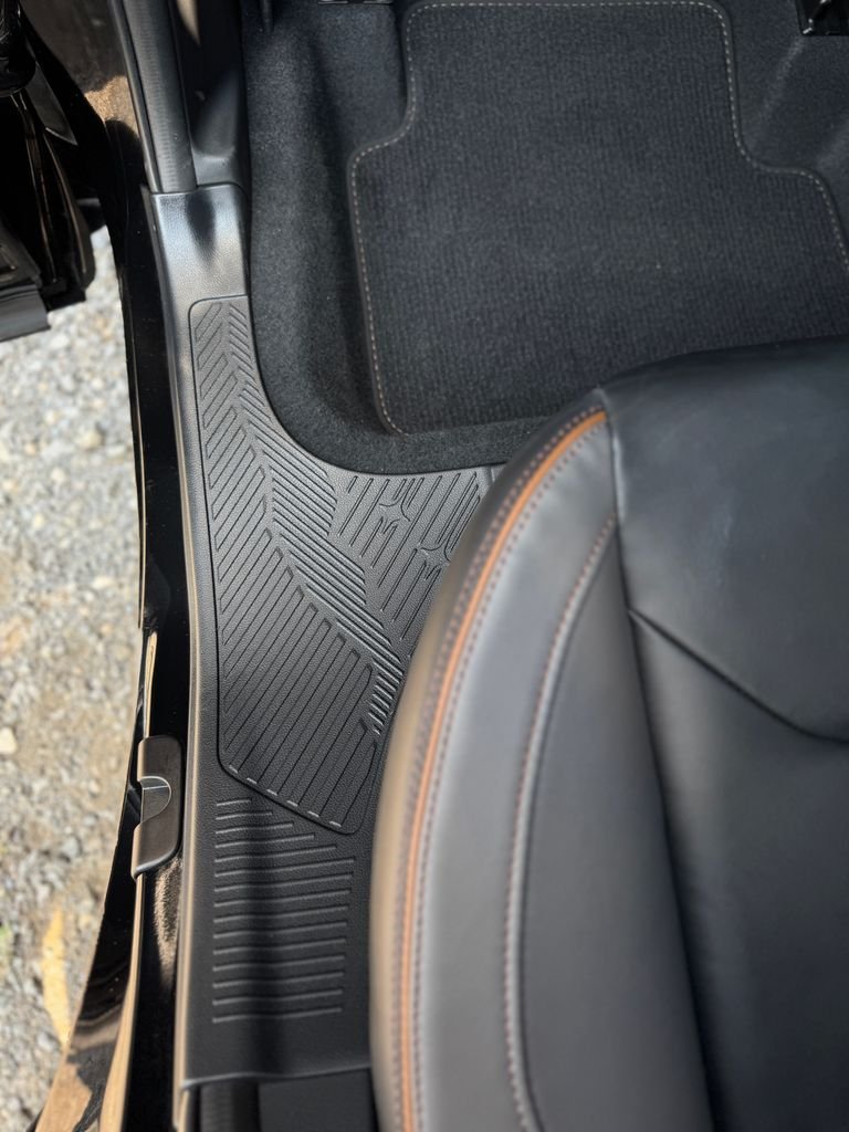 Used 2025 Crystal Black Silica Subaru Sport image 39