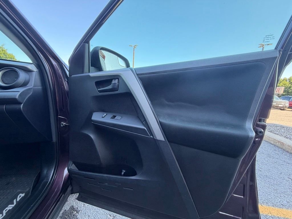 Used 2016 Black Toyota LE image 39