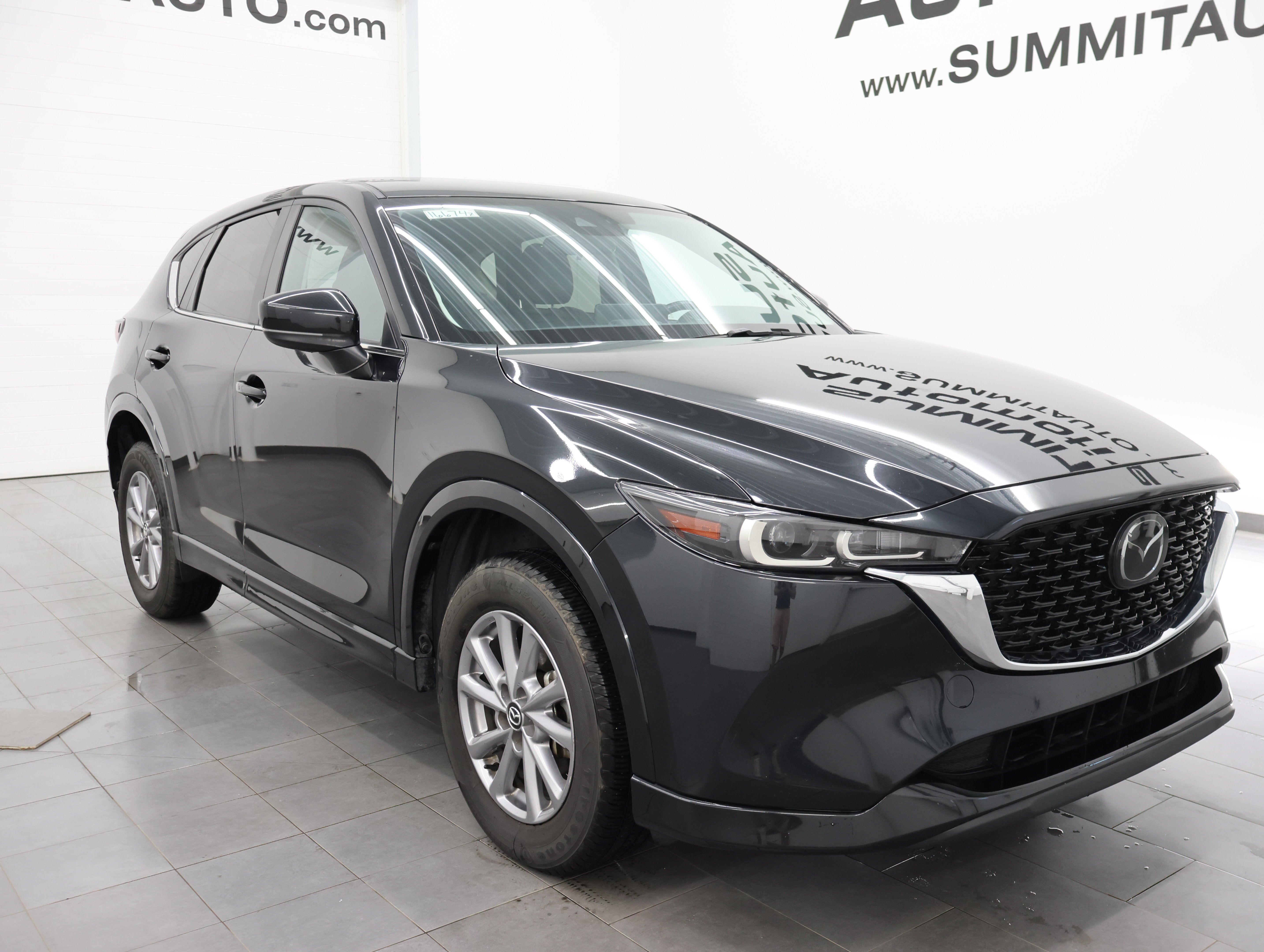 Used 2024 Jet Black Mica Mazda 2.5 S Select Package AWD: S SELECT-AWD-NAV-HEATED LEATHER-BACKUP CAM-BLIND SPOT-1 OWNER image 2