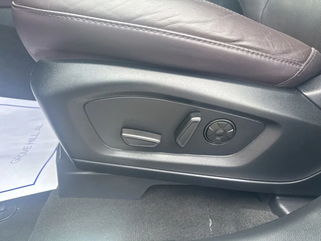 Used 2025 Gray Ford Platinum image 34