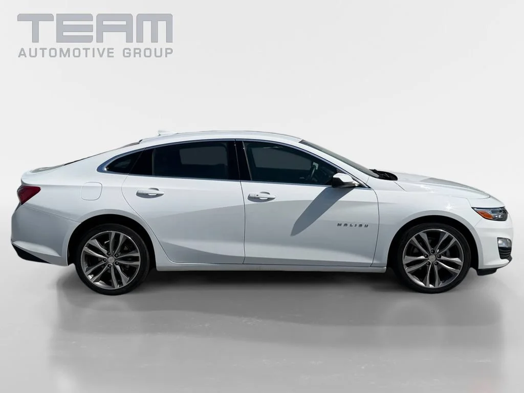 Used 2024 Summit White Chevrolet 2LT image 8