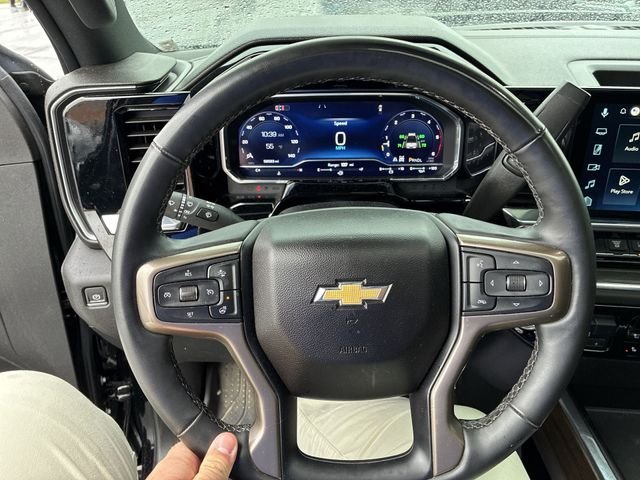 Used 2024 Black Chevrolet High Country image 14