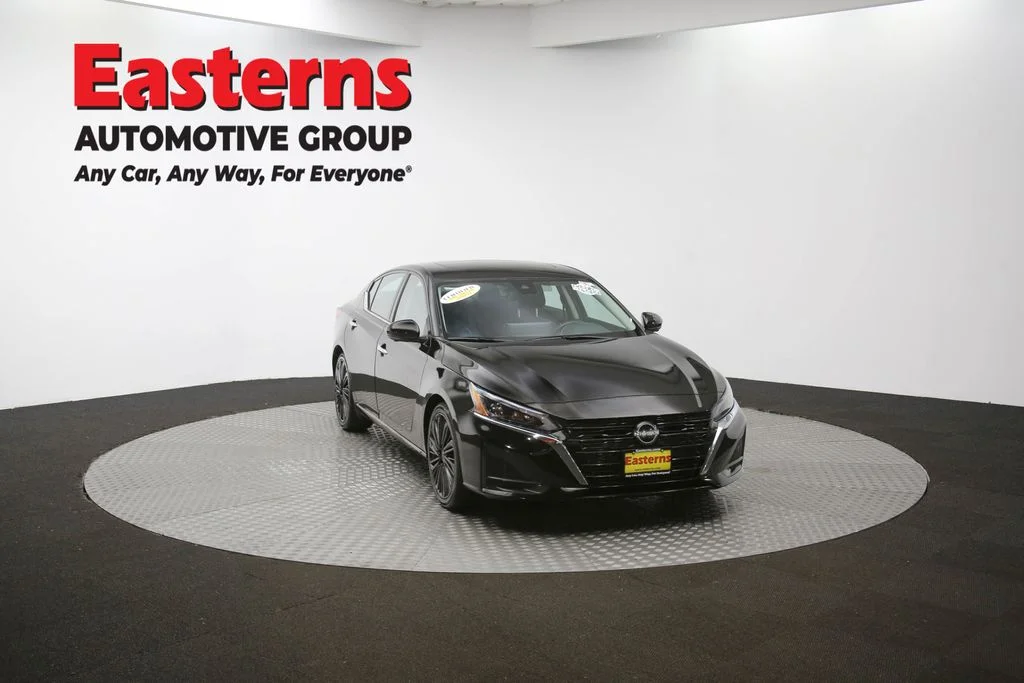 Used 2023 Black Nissan 2.5 SL image 50
