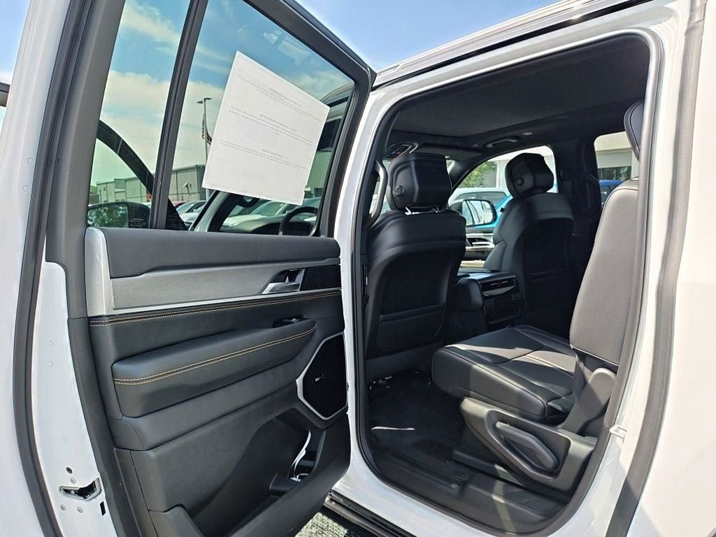 New 2026 Bright White Clearcoat Jeep 85th Anniversary image 30