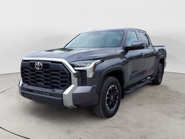 Used 2022 Gray Toyota SR5 image 1