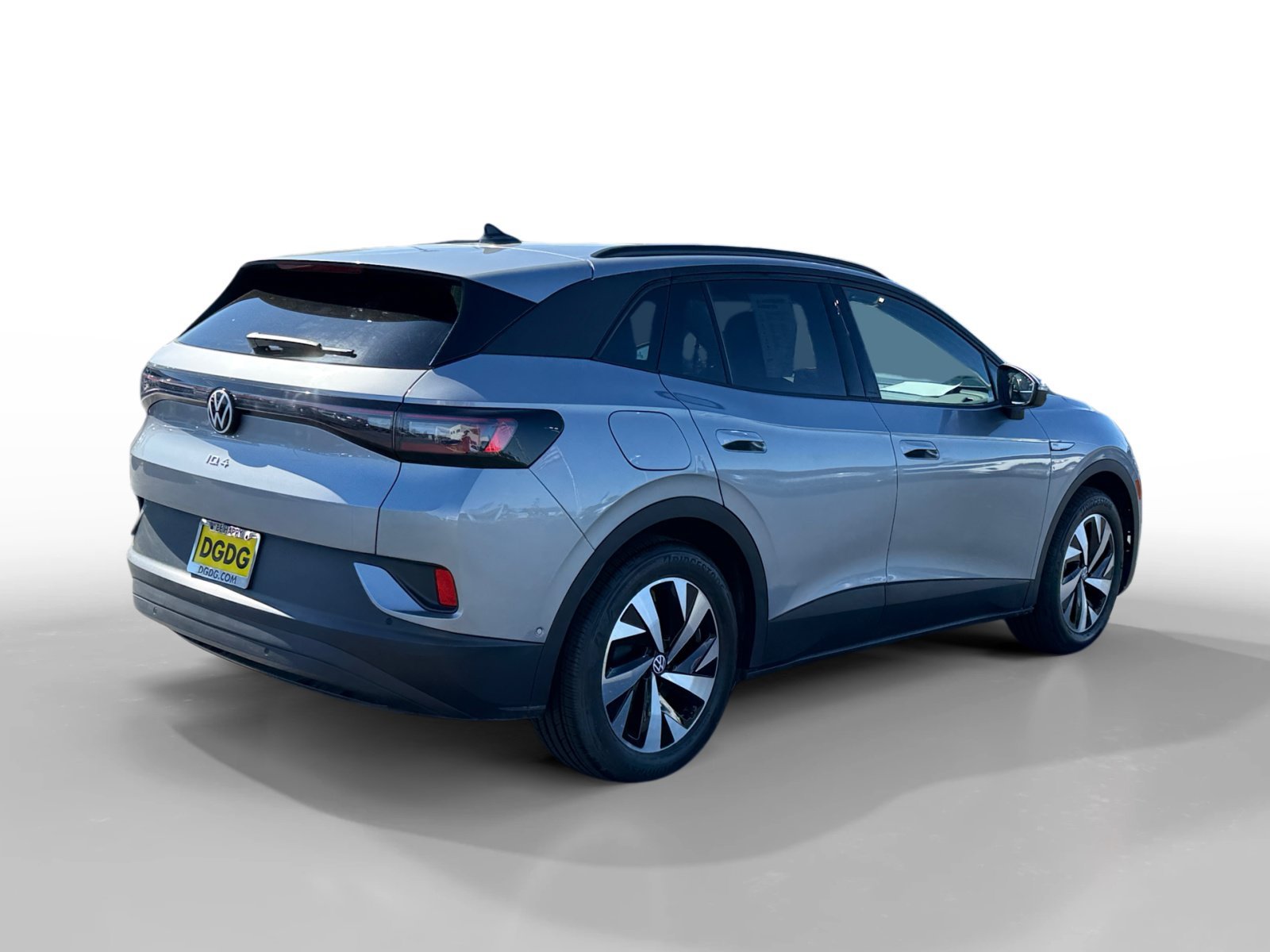 Certified Used 2023 Silver Mist Metallic Volkswagen Pro image 5