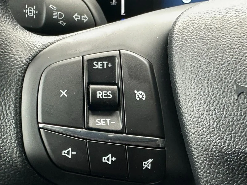 New 2026 Space White Metallic Ford XLT AWD SuperCrew image 11