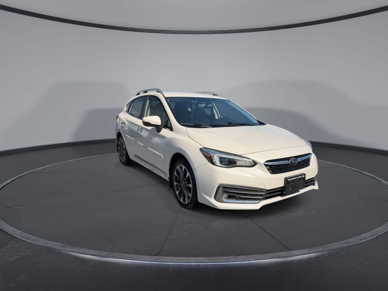 Used 2020 Crystal White Pearl Subaru Limited image 2