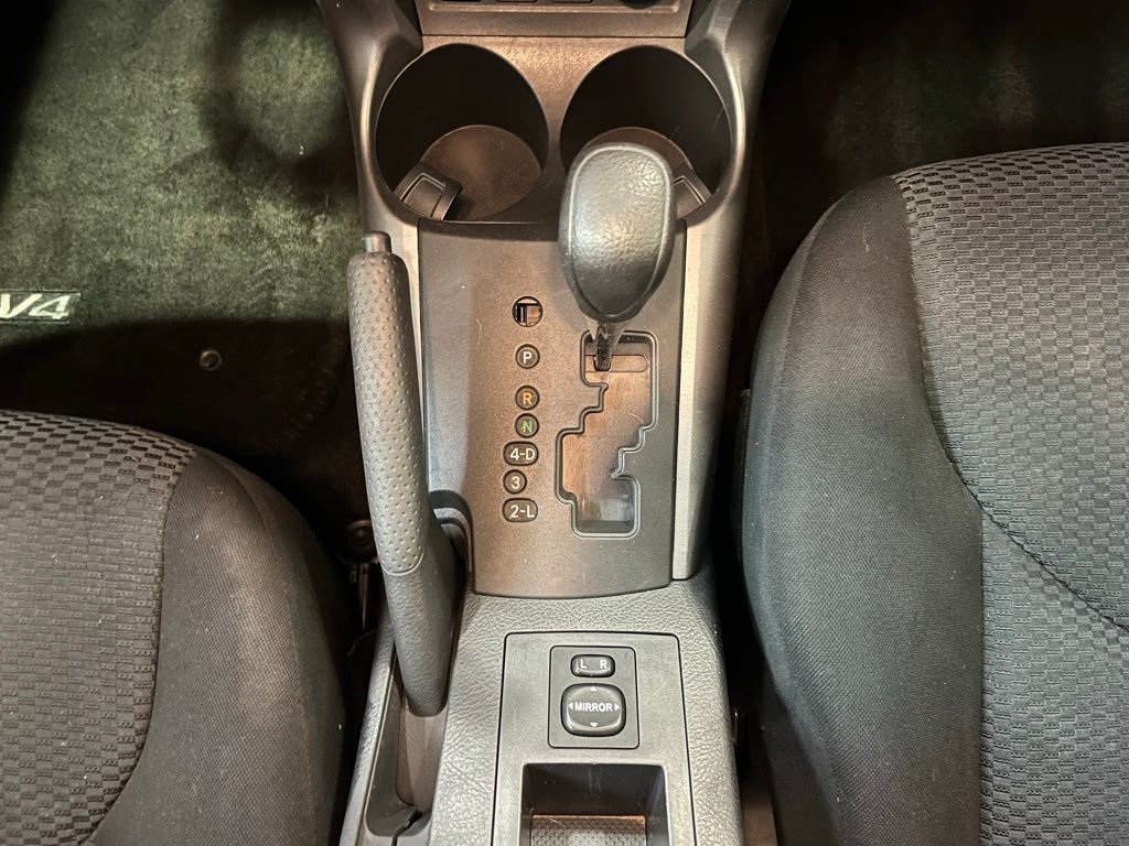 2006 Toyota RAV4 Base - Photo 14