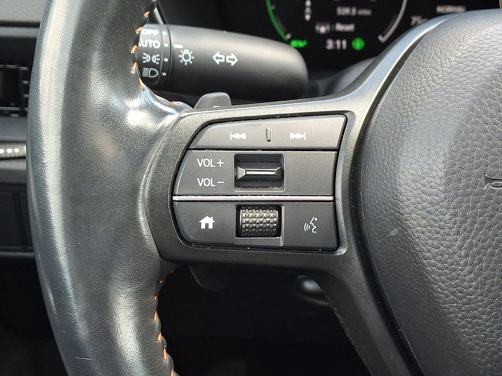 Used 2024 Canyon River Blue Metallic - BU Honda Sport-L image 21