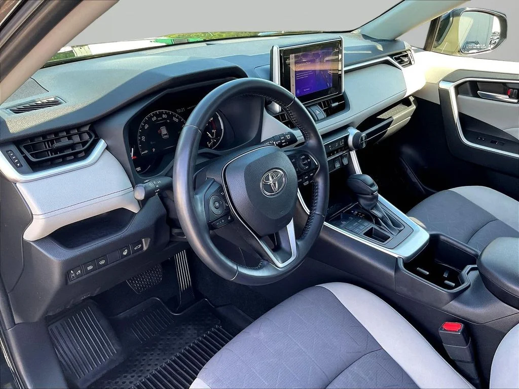 Used 2023 Black Toyota XLE image 18