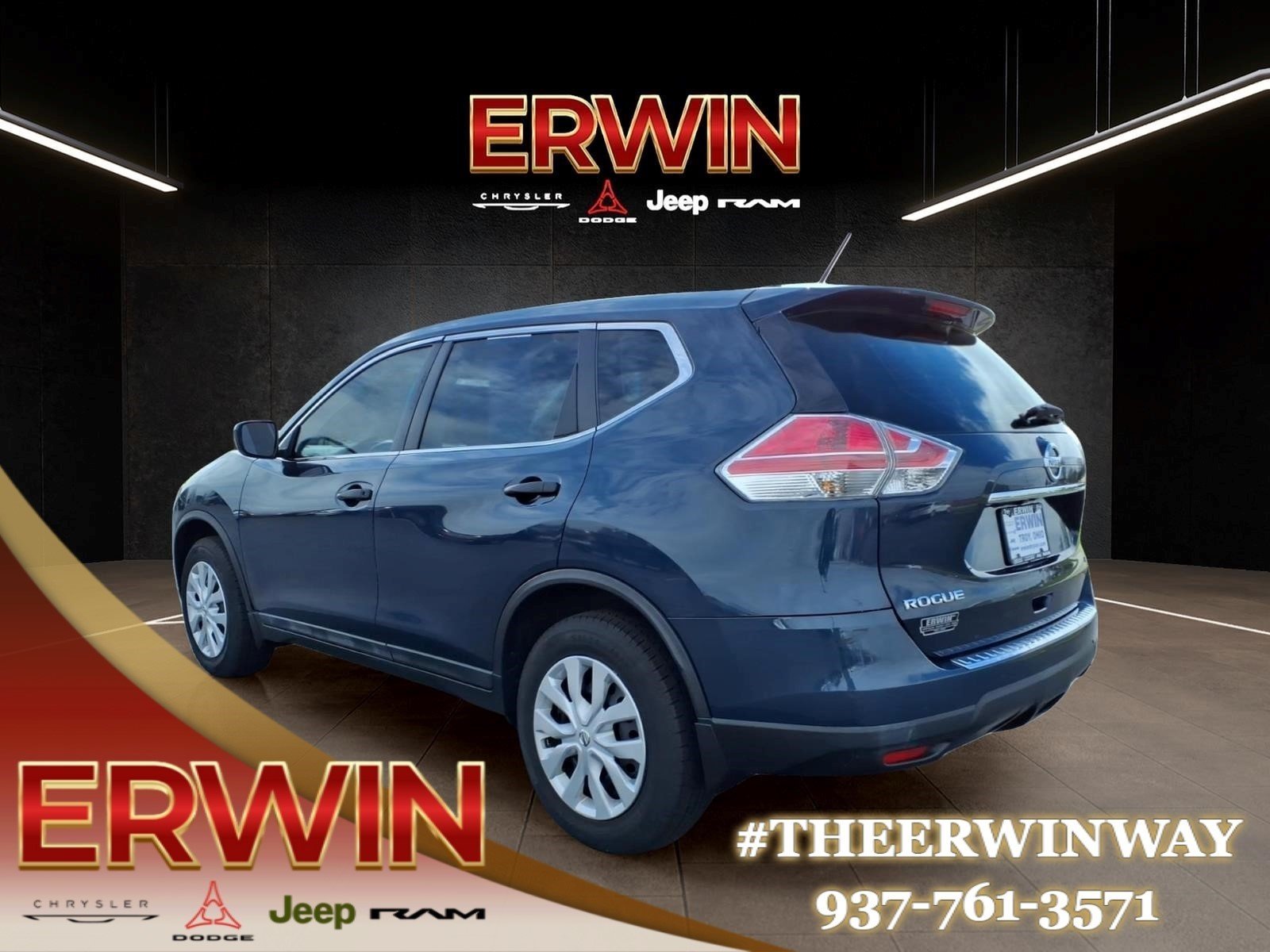 Used 2016 Arctic Blue Metallic Nissan S image 5