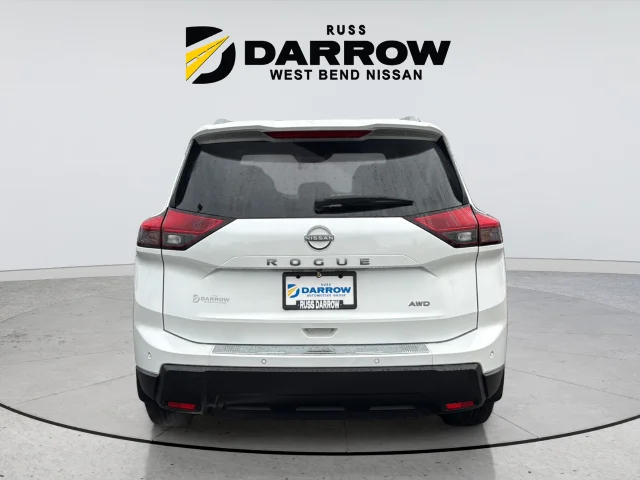 Used 2025 White Nissan SV image 4