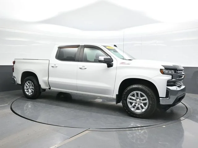 Used 2020 White Chevrolet LT image 7