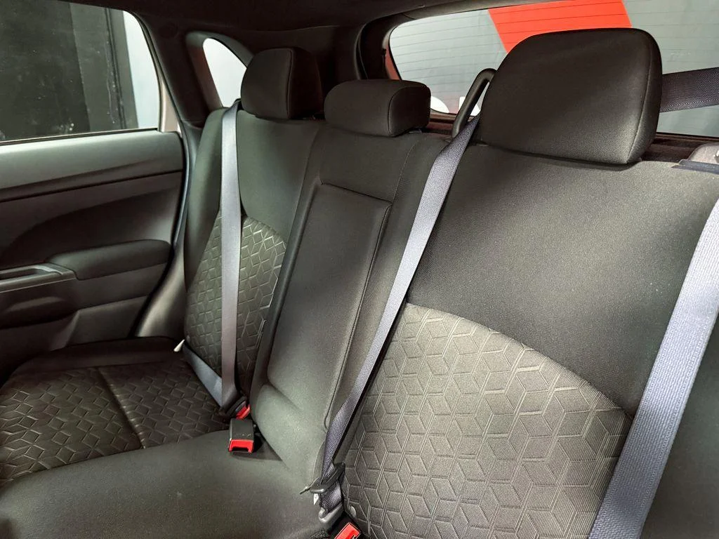 New 2026 White Diamond Mitsubishi Trail Edition image 16