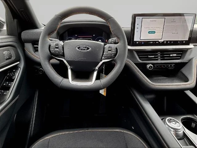 New 2026 Star White Metallic Tri-Coat Ford Tremor® image 51