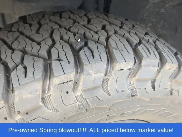 Used 2021 Gray Jeep Sport image 8