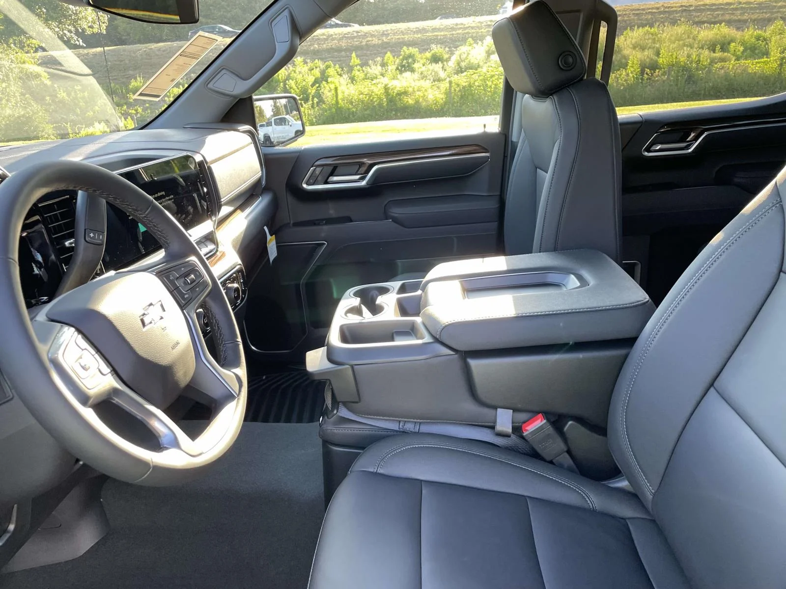 New 2026 Black Chevrolet LT image 20