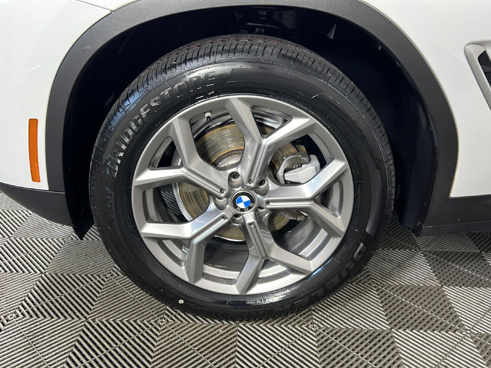 Used 2022 Mineral White Metallic BMW xDrive30i image 14