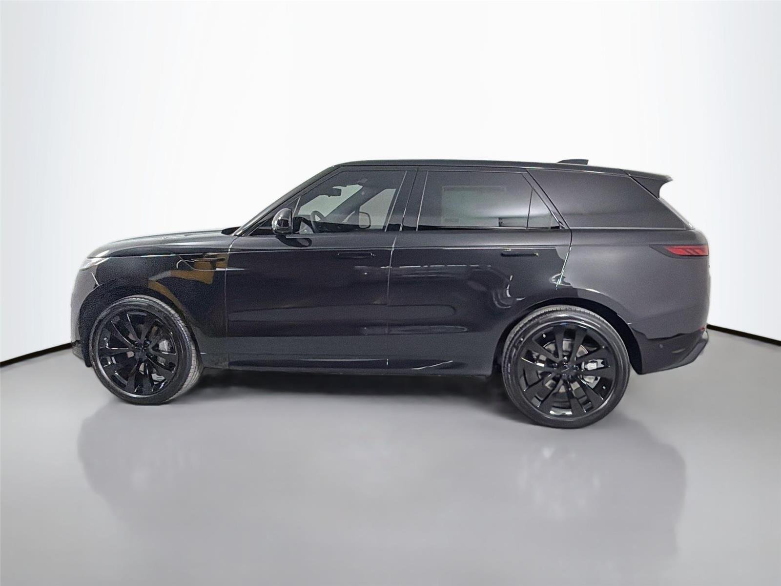New 2026 Santorini Black LAND ROVER Dynamic SE image 7
