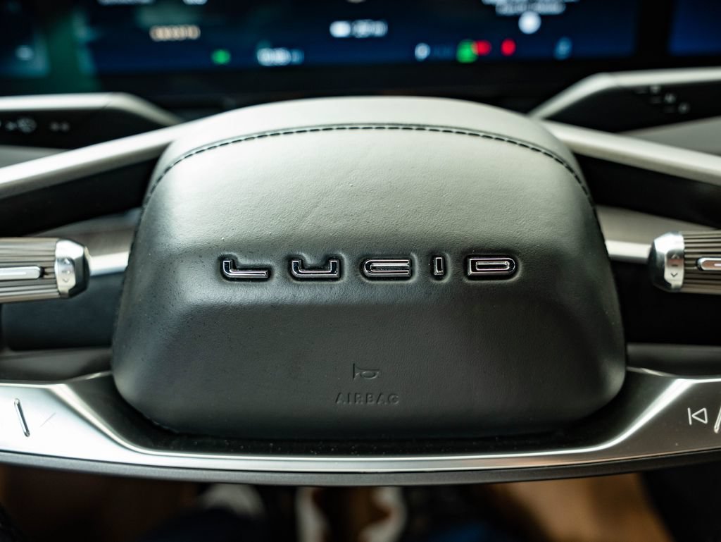 Used 2024 Black Lucid Touring image 28