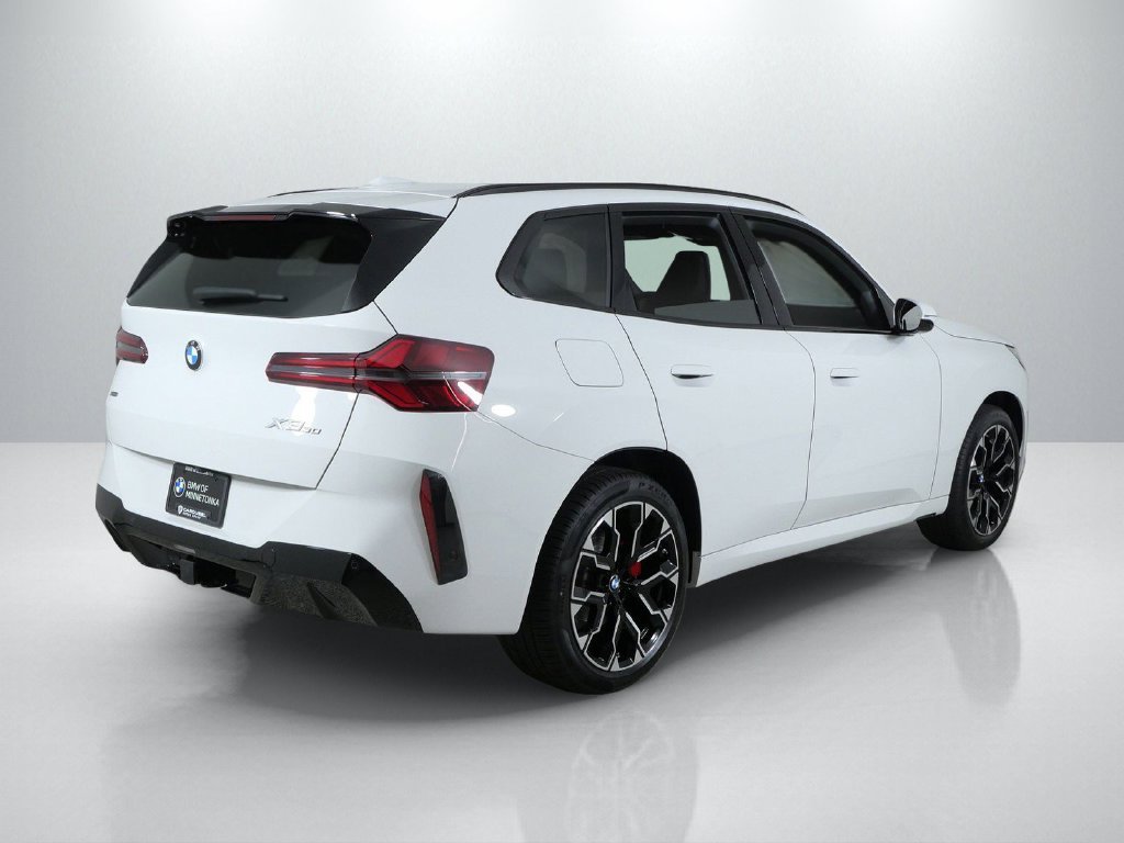 New 2026 Alpine White BMW 30 xDrive image 9