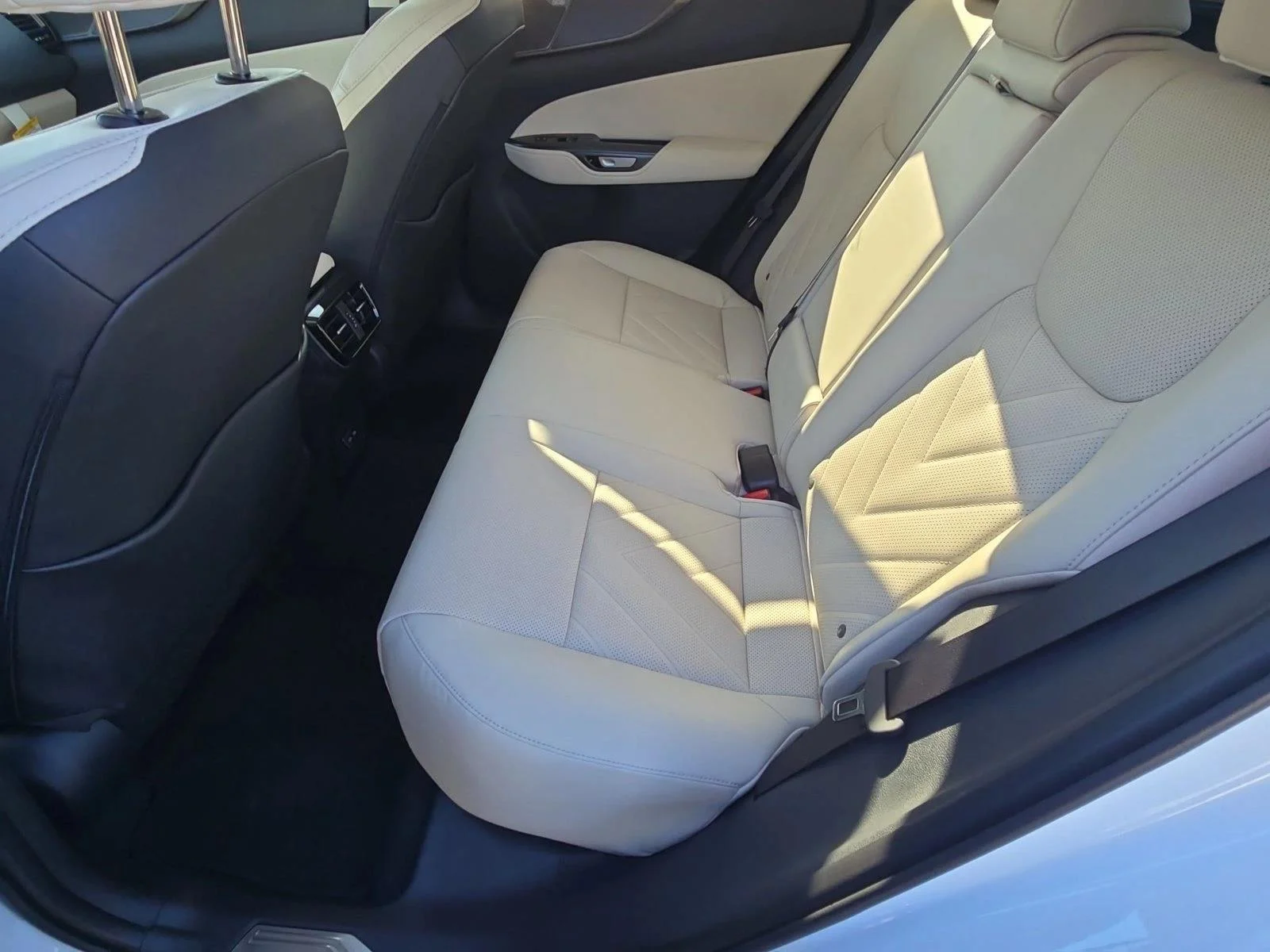 New 2026 Ultra White Lexus  350 LUXURY AWD image 15