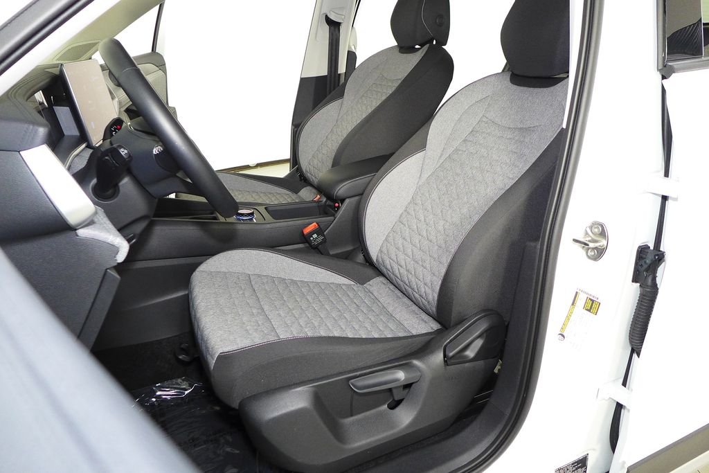 2025 Volkswagen Tiguan S - Photo 21