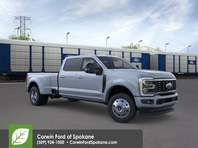 2026 Ford F-450 Platinum 4x4 Crew Cab 8' Box DRW's photo