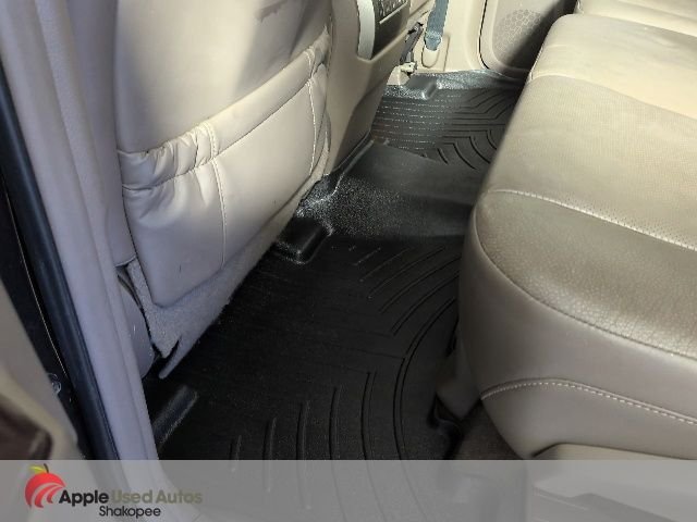 Used 2014 Red Lexus 460 image 32