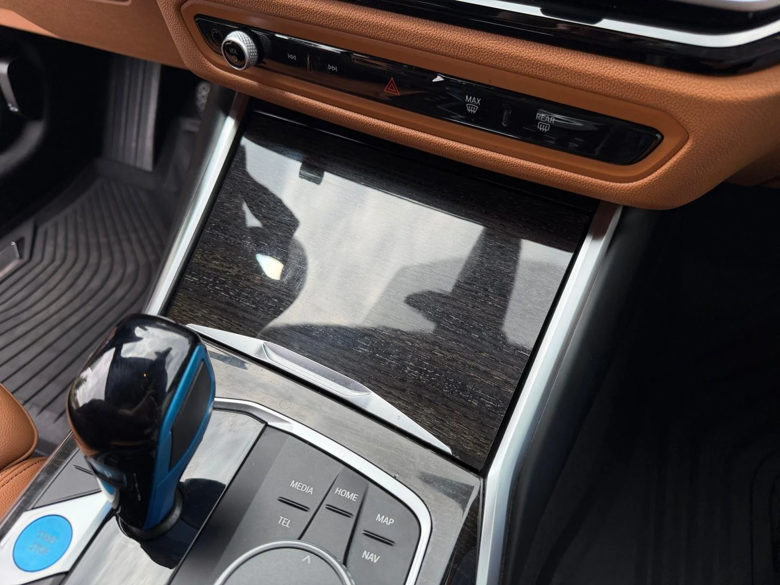 Used 2023 Tanzanite Blue II Metallic BMW eDrive35 image 30