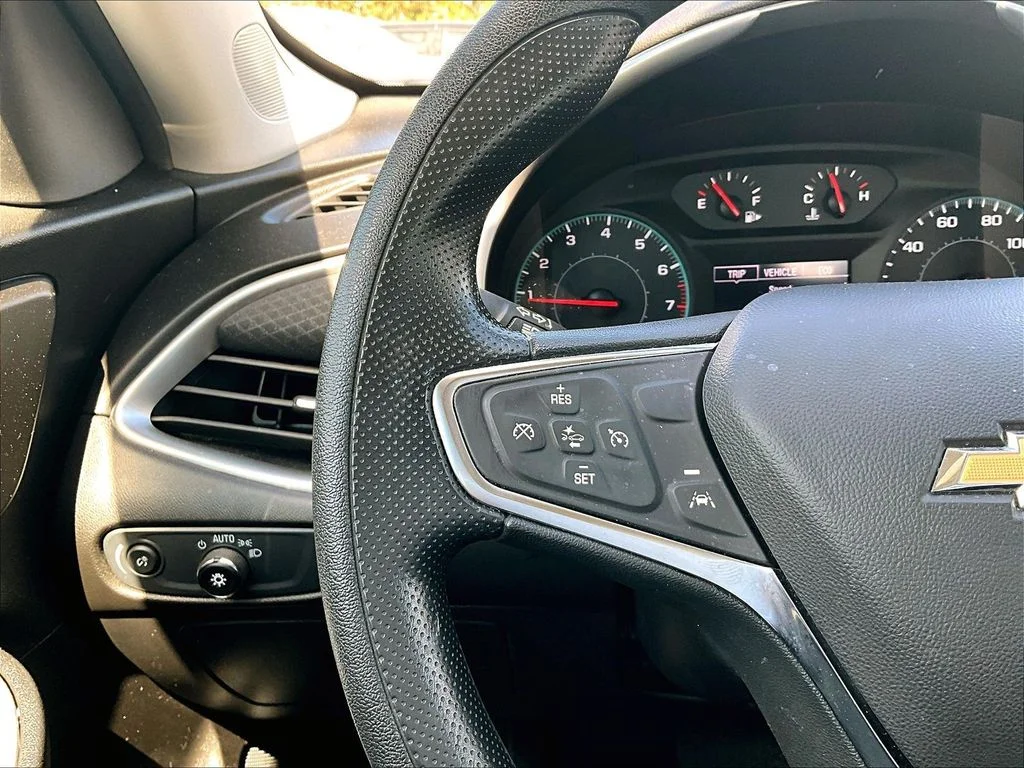 2024 Chevrolet Malibu 1LT - Photo 14