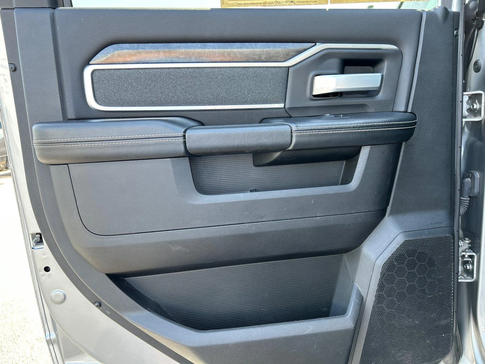 Used 2020 Billet Silver Metallic Clearcoat Ram Big Horn image 33