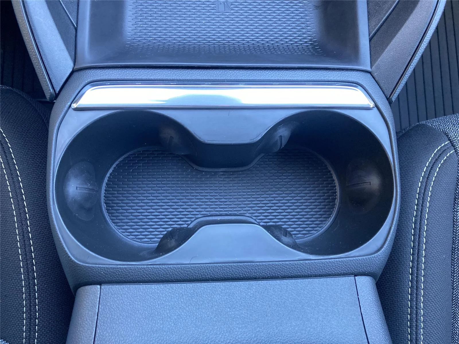 New 2026 Sterling Metallic GMC Elevation image 31