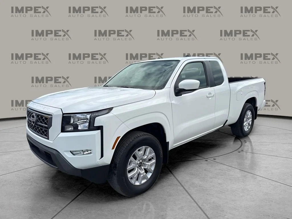 Used 2024 White Nissan SV image 1