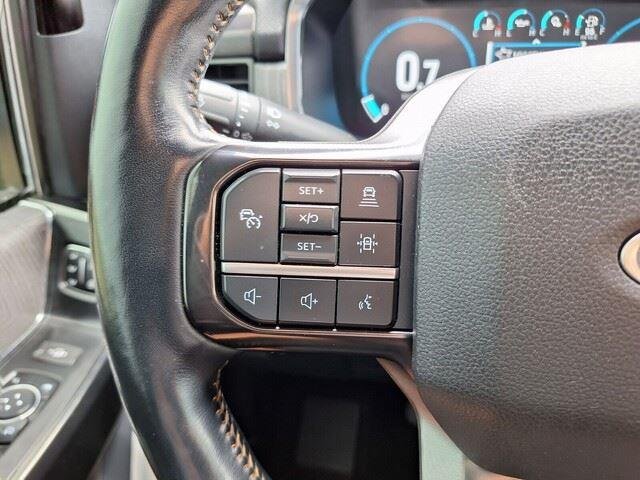 Used 2023 Agate Black Metallic Ford Platinum image 17