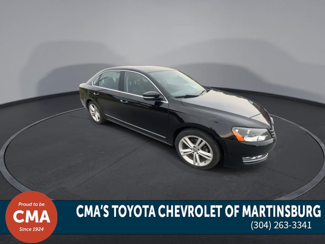 Used 2014 Black Volkswagen SEL Premium image 2