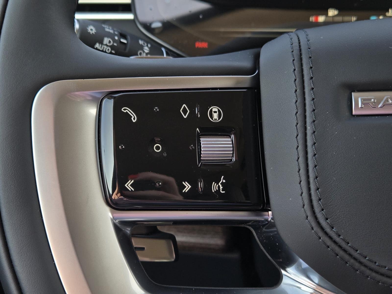 New 2026 Fuji White Land Rover SE image 11