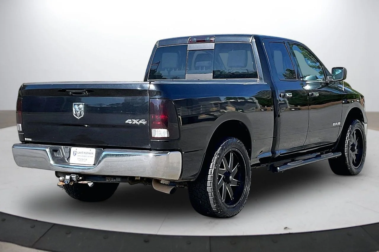 Certified Used 2018 Black Ram SLT image 9