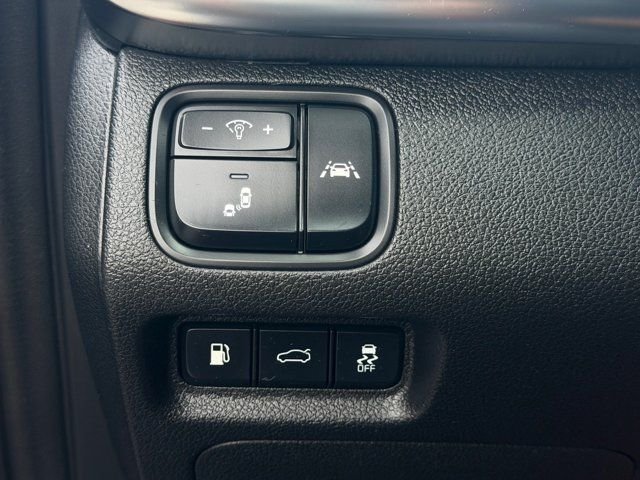 Certified Used 2018 Blue Kia SX image 34