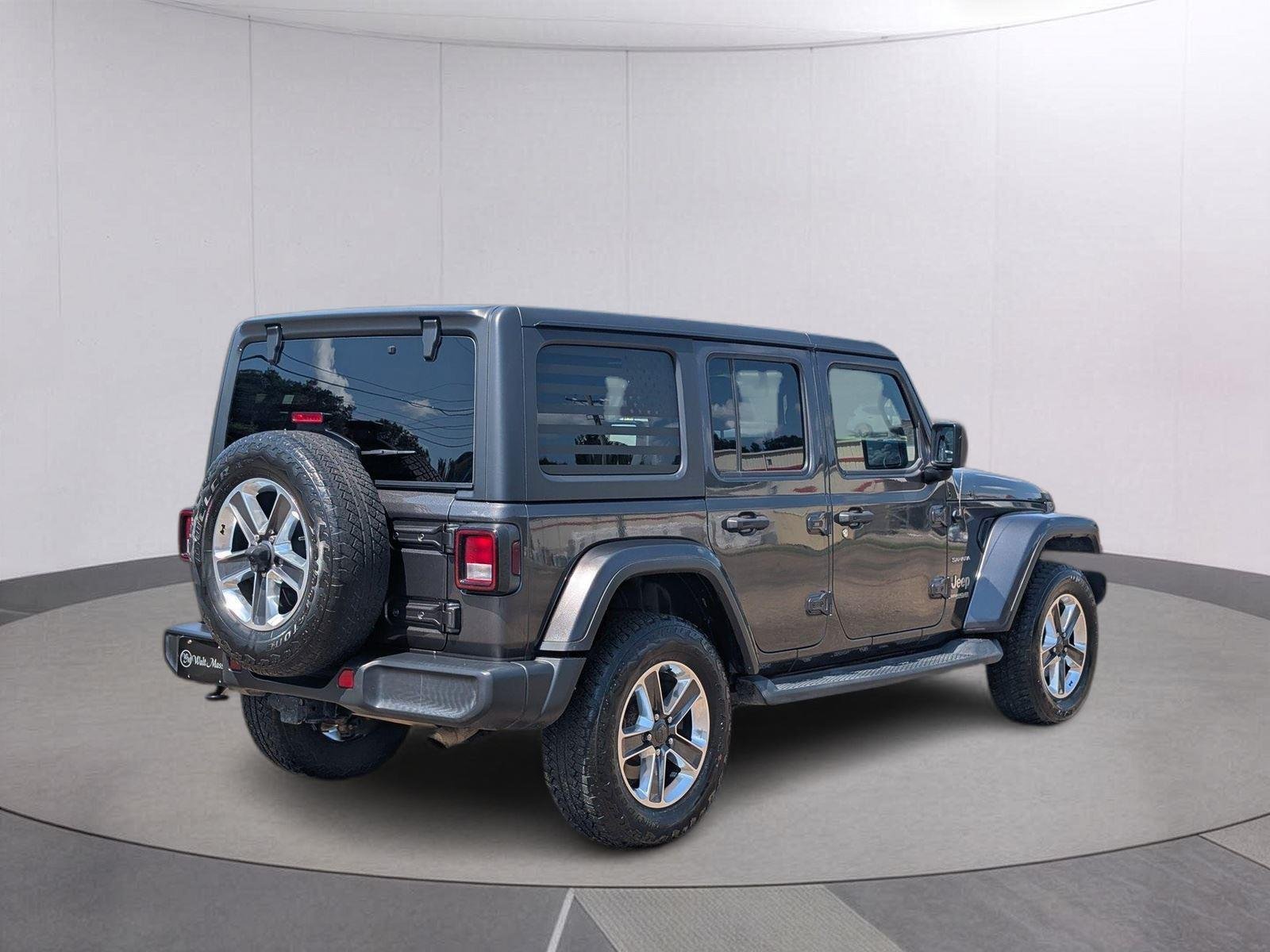 Used 2020 Granite Crystal Metallic Clearcoat Jeep North Edition image 7