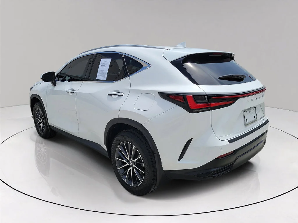 Used 2026 Ultra White Lexus 350 Base image 5