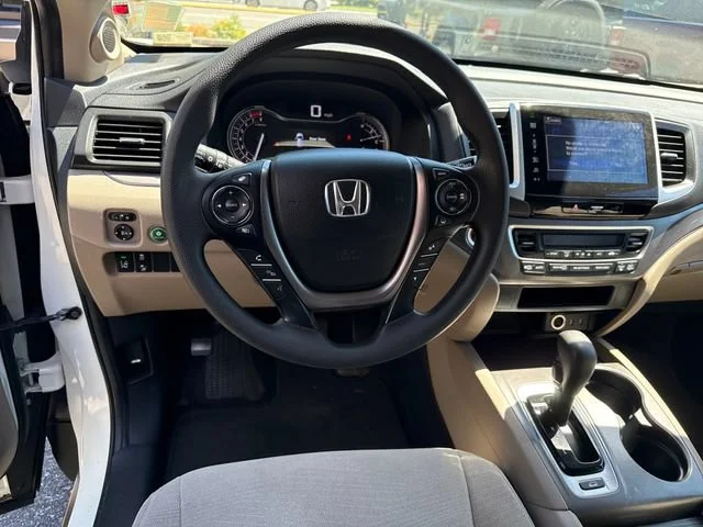 Used 2016 White Diamond Pearl Honda EX image 18