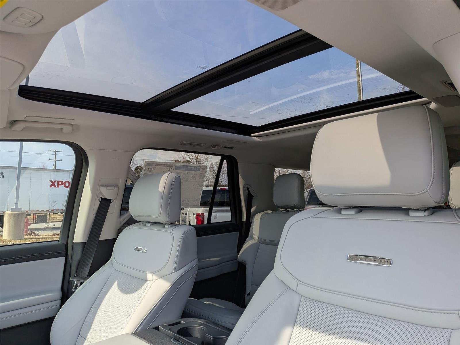 New 2025 Agate Black Metallic Ford Platinum® MAX image 17