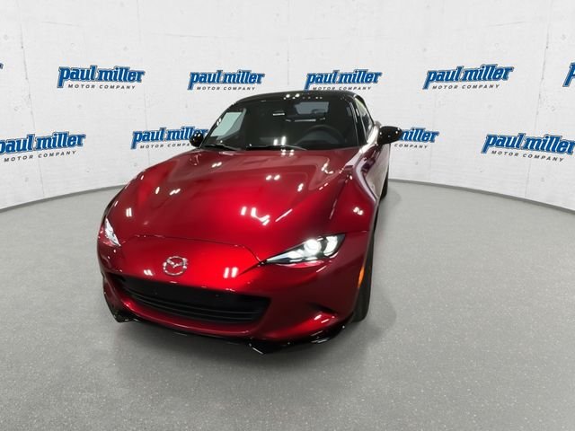 Certified Used 2025 Red Mazda Club image 4