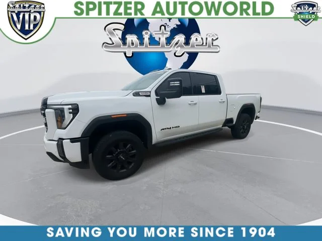 Used 2024 White GMC AT4 image 4